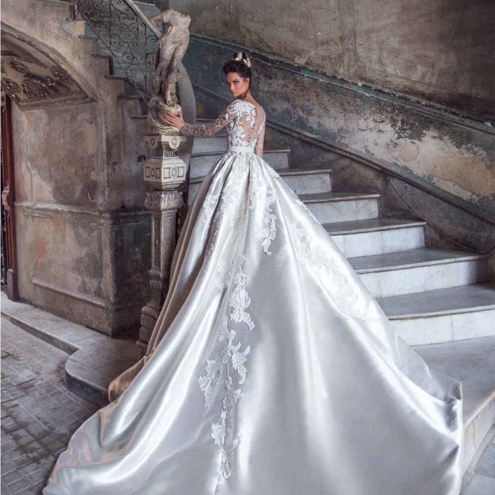 Milla Nova Lorenzo Rossi (Judith) wedding dress - Picture 3 of 6
